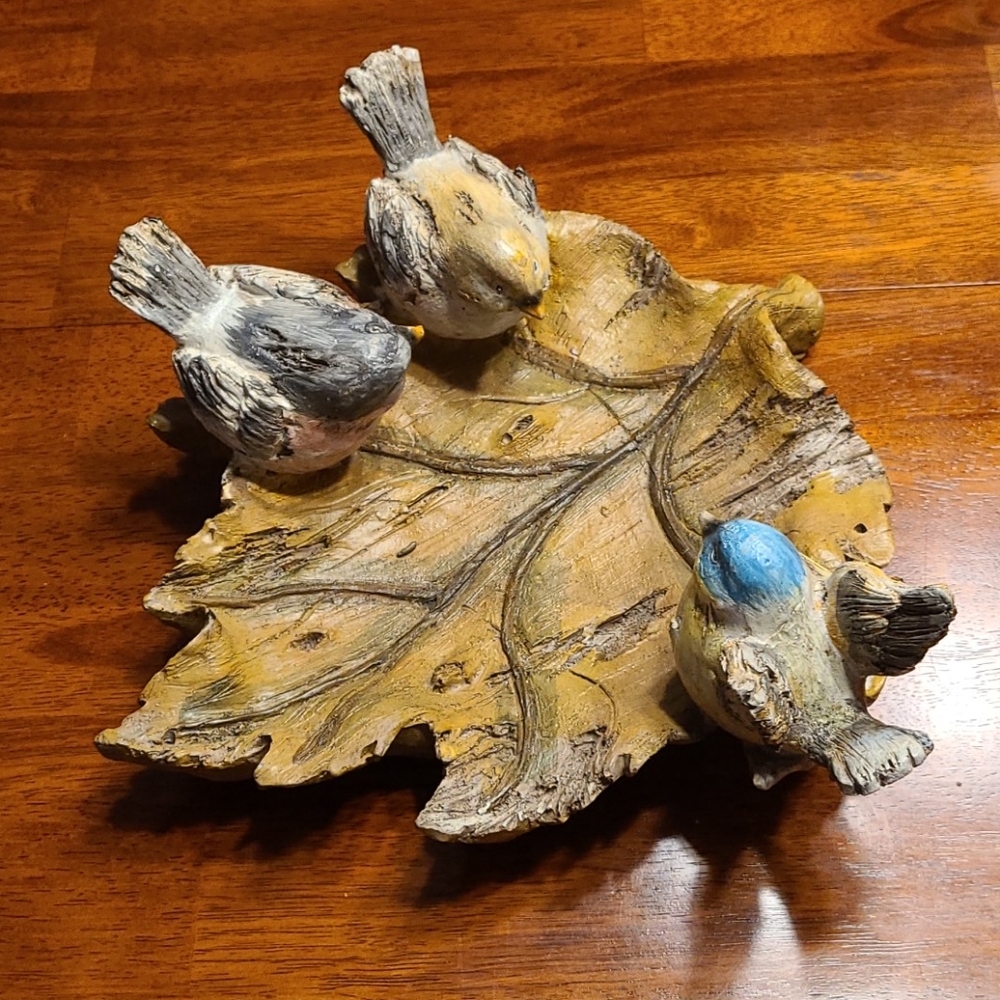 Vintage Decor Birds on Leaf Wooden Dish